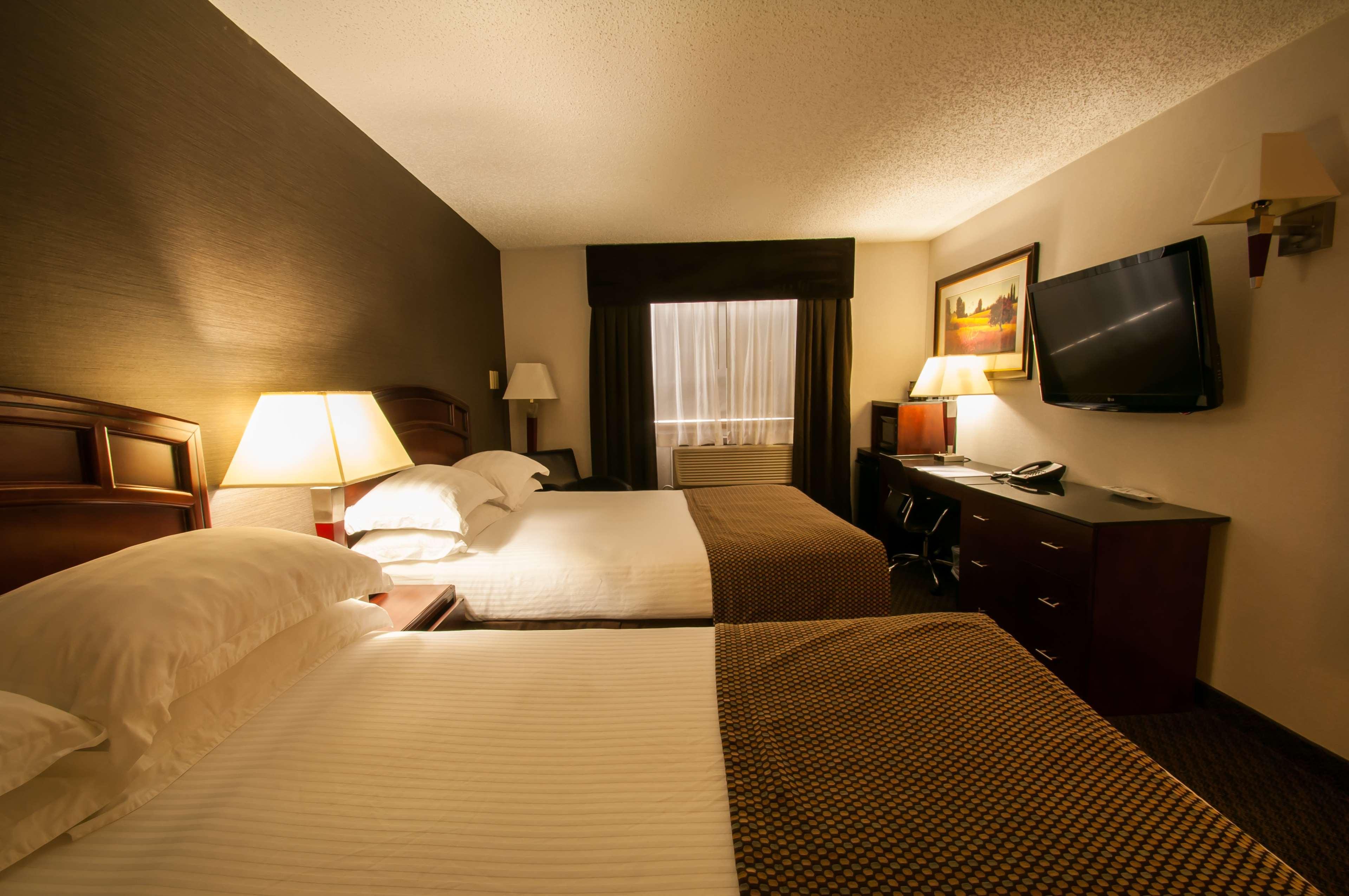 YYC Best Western Airport Inn מראה חיצוני תמונה